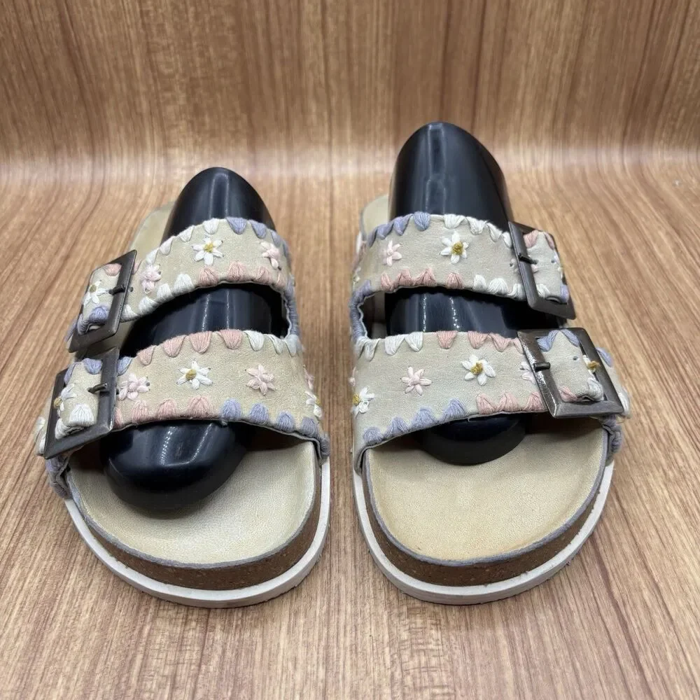 Free People Wildflowers 40 / 10 Embroidered Sandals Floral Beige Tan‎ Buckle